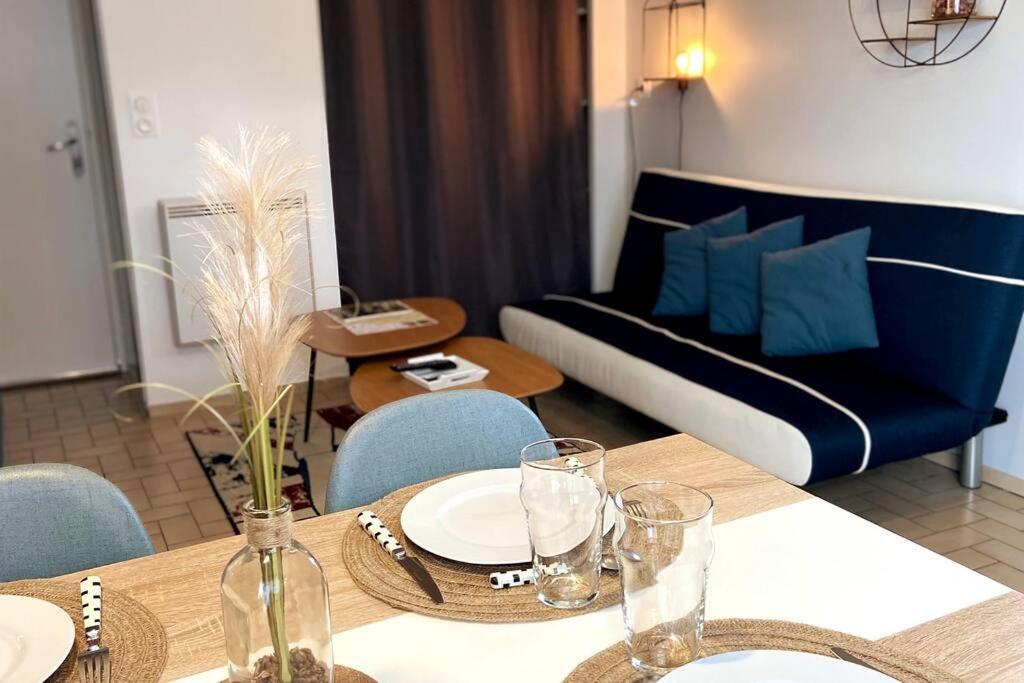 Le Saint-Amour Appartement Classe 2 Etoiles Bagian luar foto